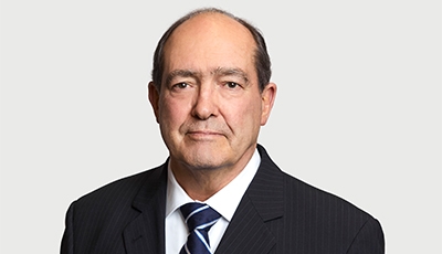 Headshot of Commissioner Andrew Murray